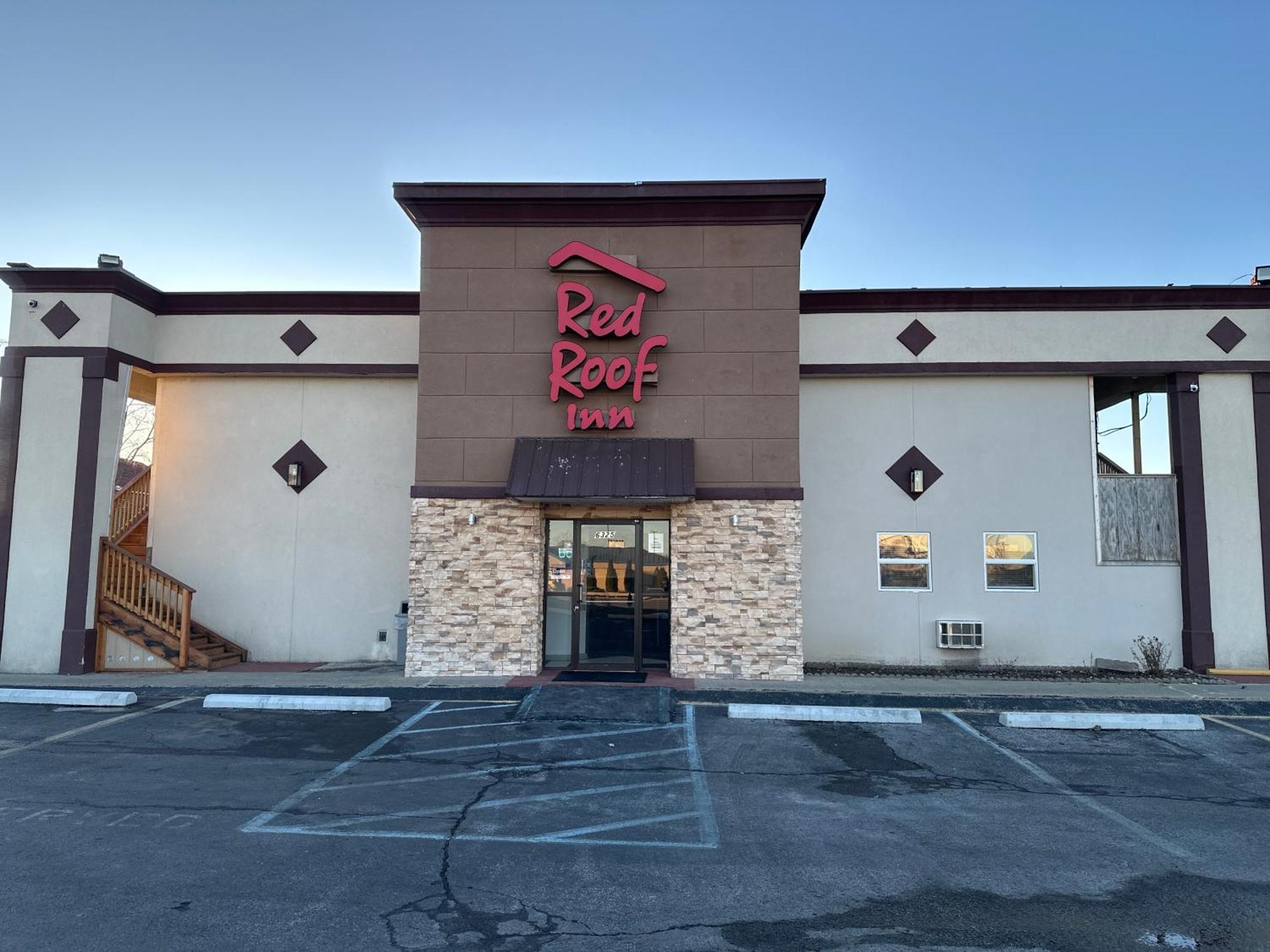 Red Roof Inn Anderson, In מראה חיצוני תמונה